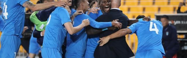 开云官方网站-处罚“范兵们”早有准备 足协有无资格审查朋友圈？