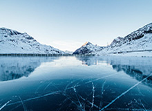 开云官方网站-世界波！第24分钟卡迪斯远射打进加盟处子球，三镇1-0领先英博